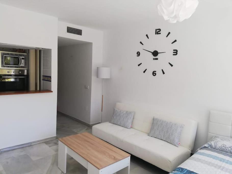 Estudio Cosmopolita Marbella Exterior foto